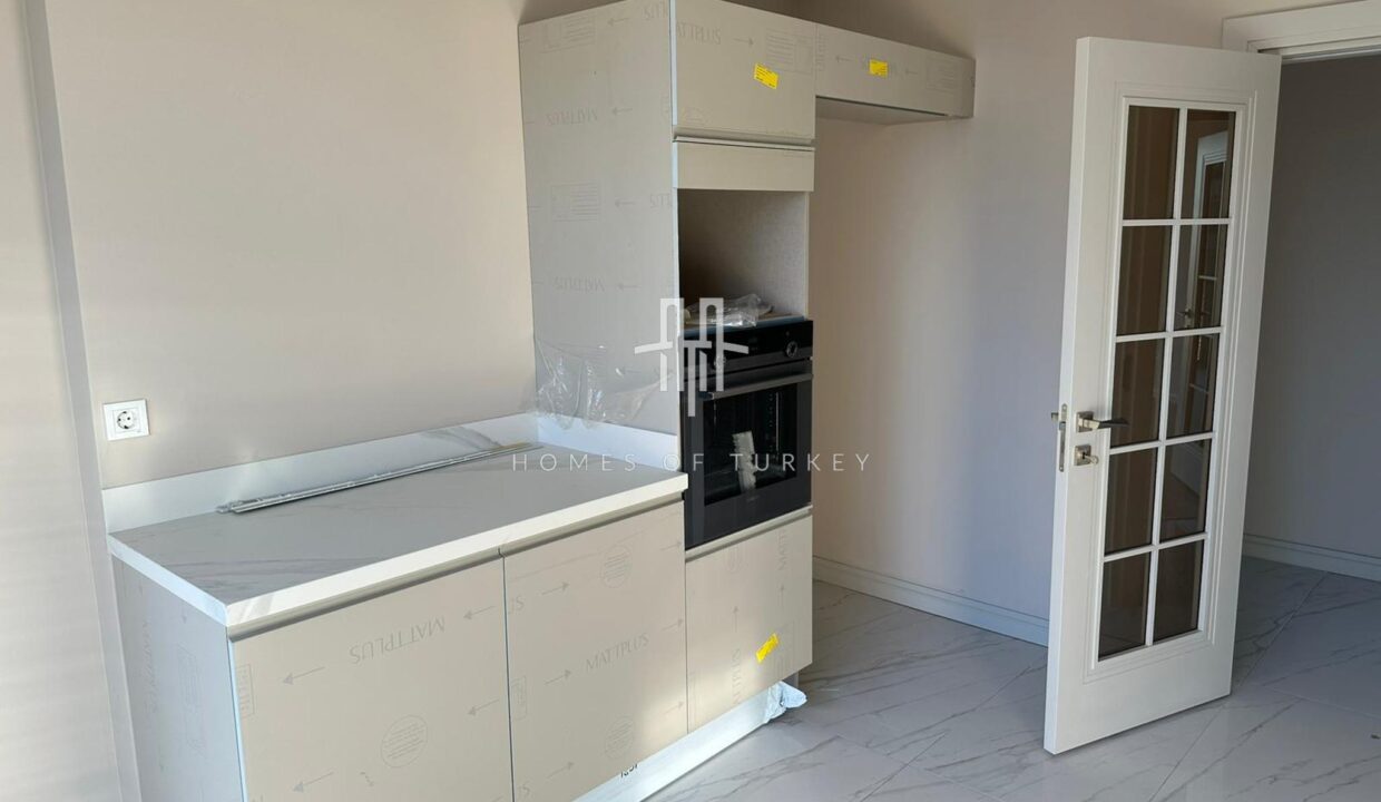 5+2 Duplex Apartment For Sale in Bakırköy in Istanbul Walking Distance to Marmaray and the Coast- 23