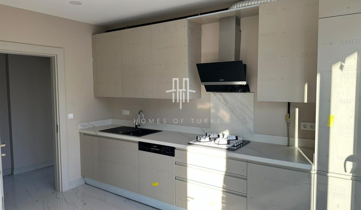 5+2 Duplex Apartment For Sale in Bakırköy in Istanbul Walking Distance to Marmaray and the Coast- 3