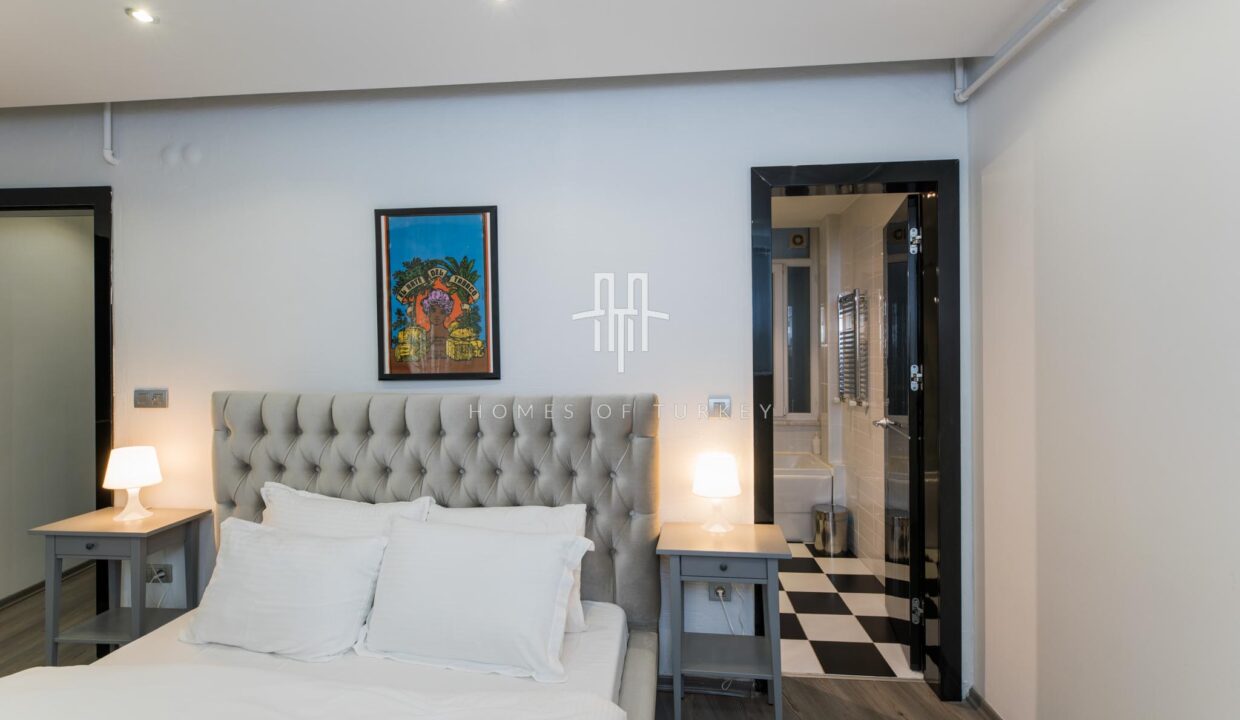 Renovated 3+1 Apartment for Sale in Cihangir in Istanbul Suitable for Citizenship and Airbnb- 17