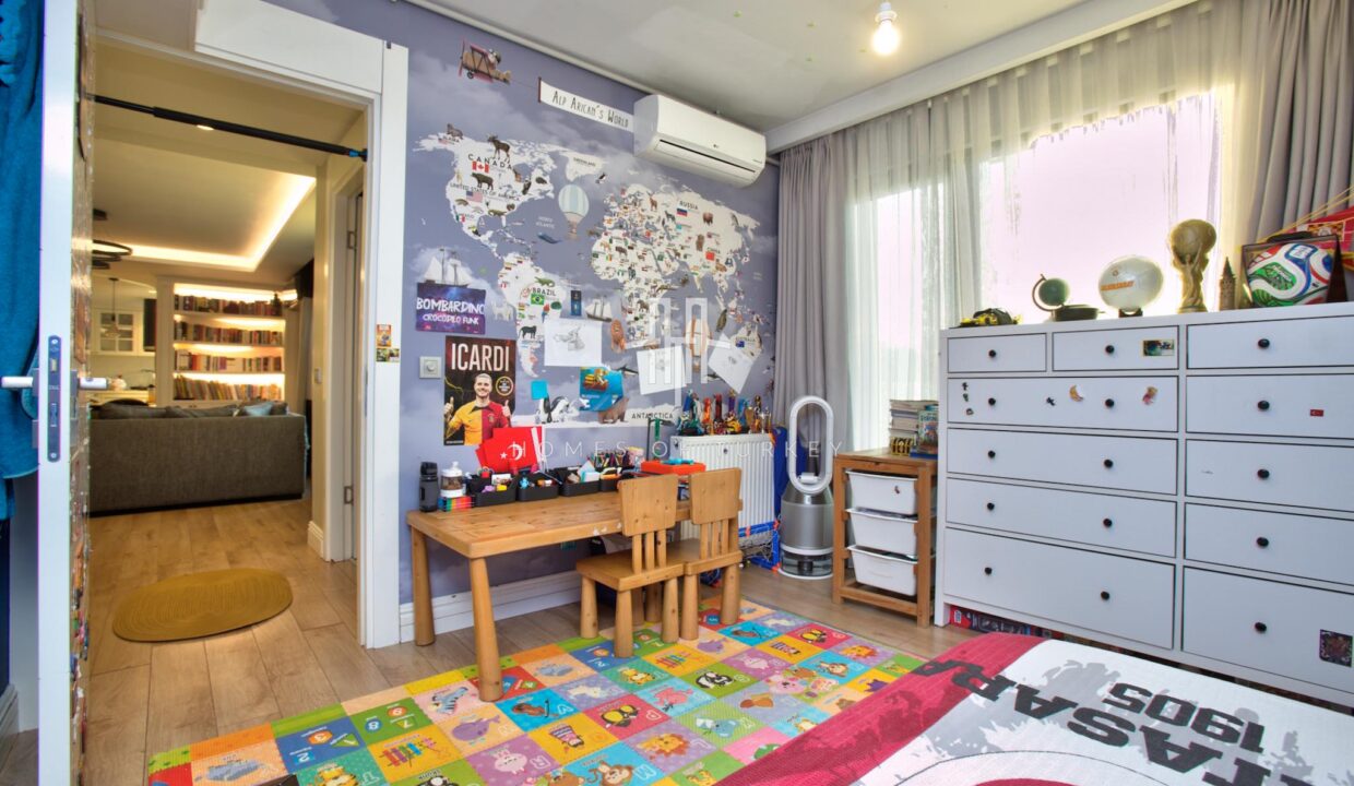 2+1 Apartment for Sale in Şişli in Istanbul With Spacious Terrace and Suitable for Citizenship- 30