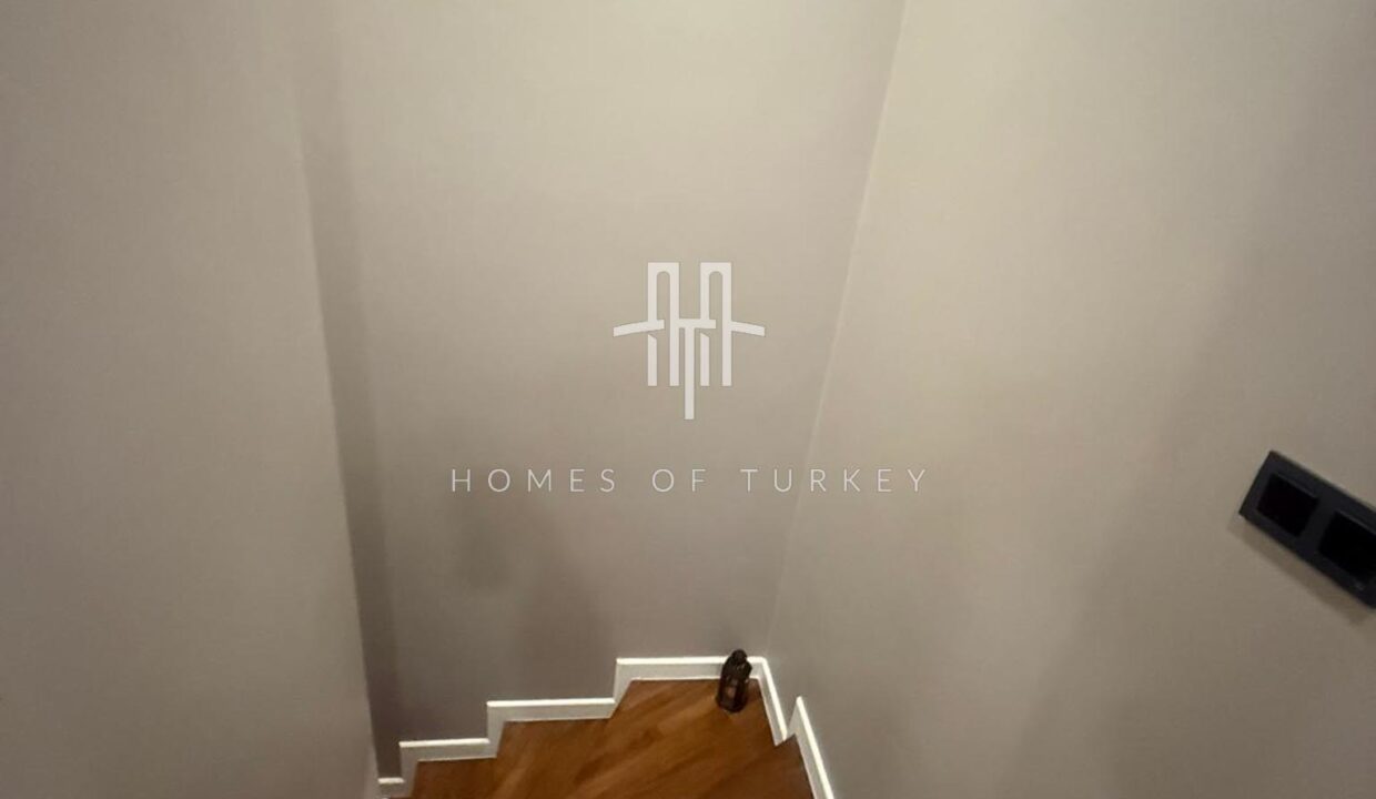 3+1 Duplex Apartment With Garden For Sale in a Family-Friendly Complex in Avcılar in Istanbul- 14