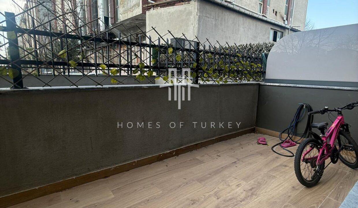 3+1 Duplex Apartment With Garden For Sale in a Family-Friendly Complex in Avcılar in Istanbul- 4
