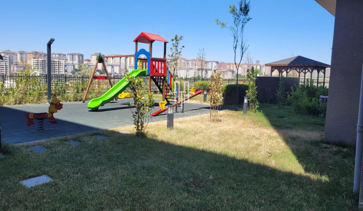 Apartments For Sale in a Family-Oriented Project in Beylikdüzü in Istanbul- 12