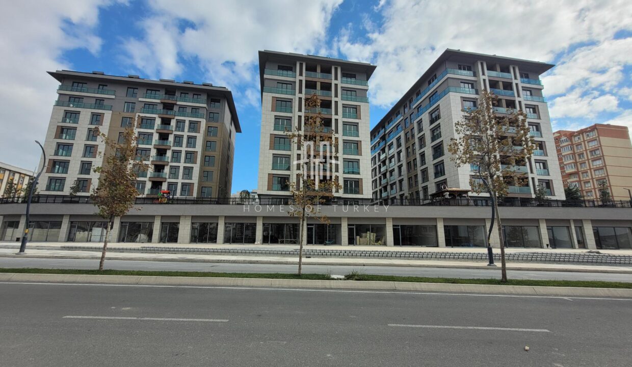 Apartments For Sale in a Family-Oriented Project in Beylikdüzü in Istanbul- 3