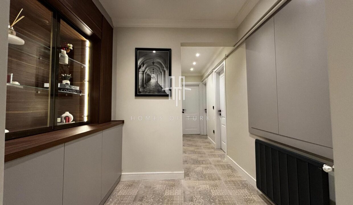 Fully Renovated and Furnished 3+1 Apartment For Sale in Nişantaşı in Istanbul- 13