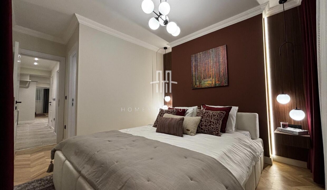 Fully Renovated and Furnished 3+1 Apartment For Sale in Nişantaşı in Istanbul- 16