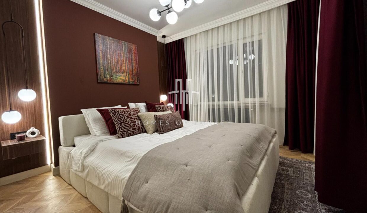 Fully Renovated and Furnished 3+1 Apartment For Sale in Nişantaşı in Istanbul- 17