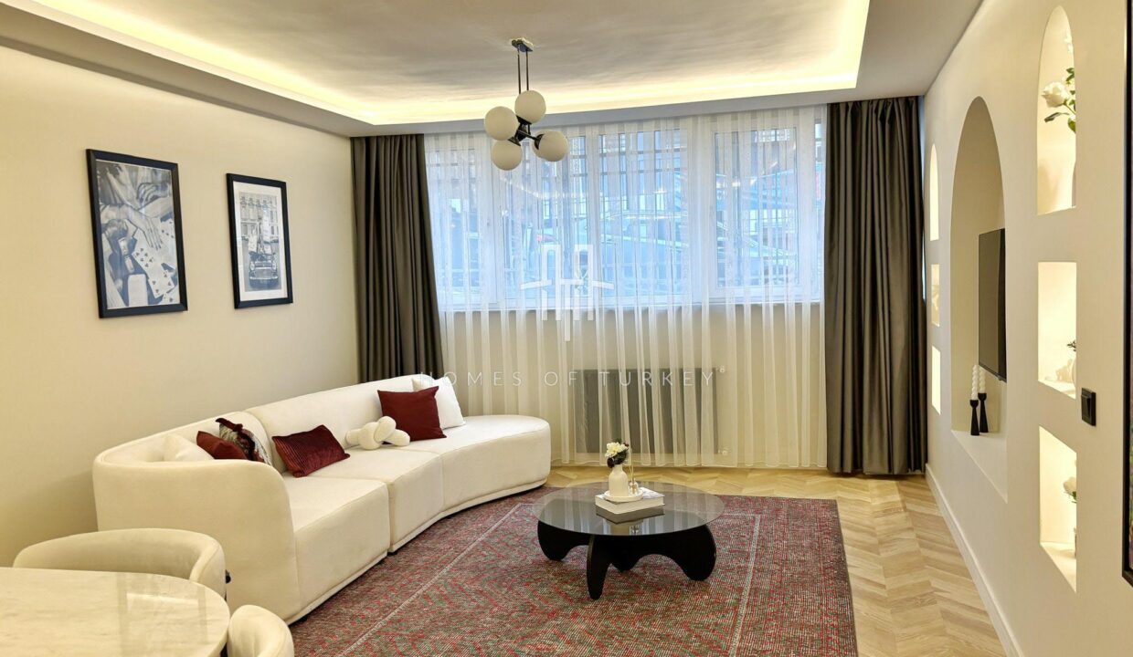 Fully Renovated and Furnished 3+1 Apartment For Sale in Nişantaşı in Istanbul- 5