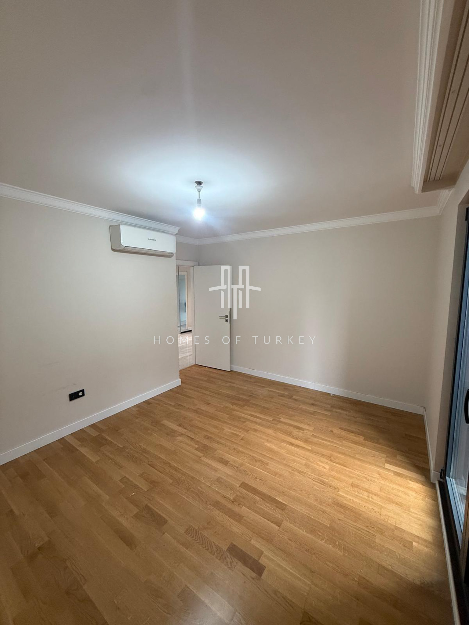 Apartment for Sale in Üsküdar Istanbul with Bosphorus View