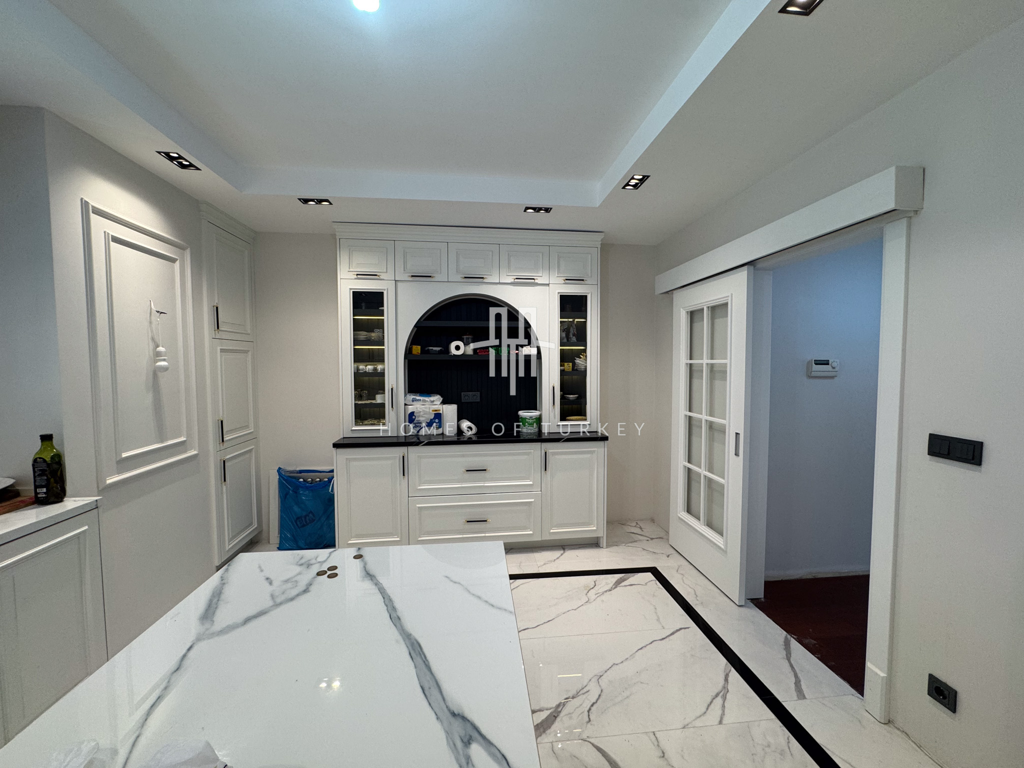 Bosphorus View Mansion For Sale in Beykoz Istanbul