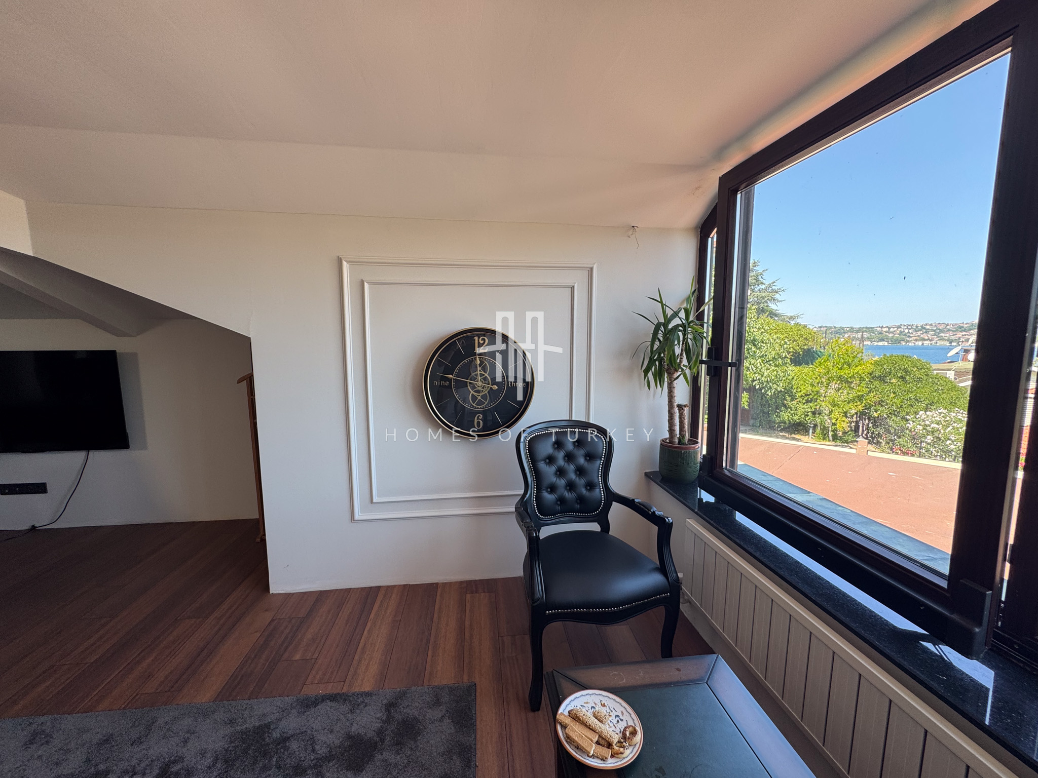 Bosphorus View Mansion For Sale in Beykoz Istanbul