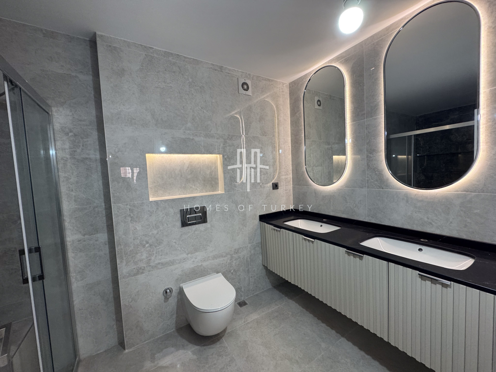 Bosphorus View Mansion For Sale in Beykoz Istanbul